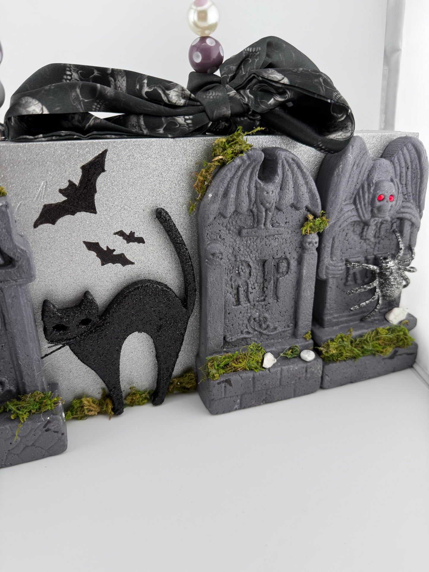 π€ Graveyard Cat Halloween Cigar Box Purse